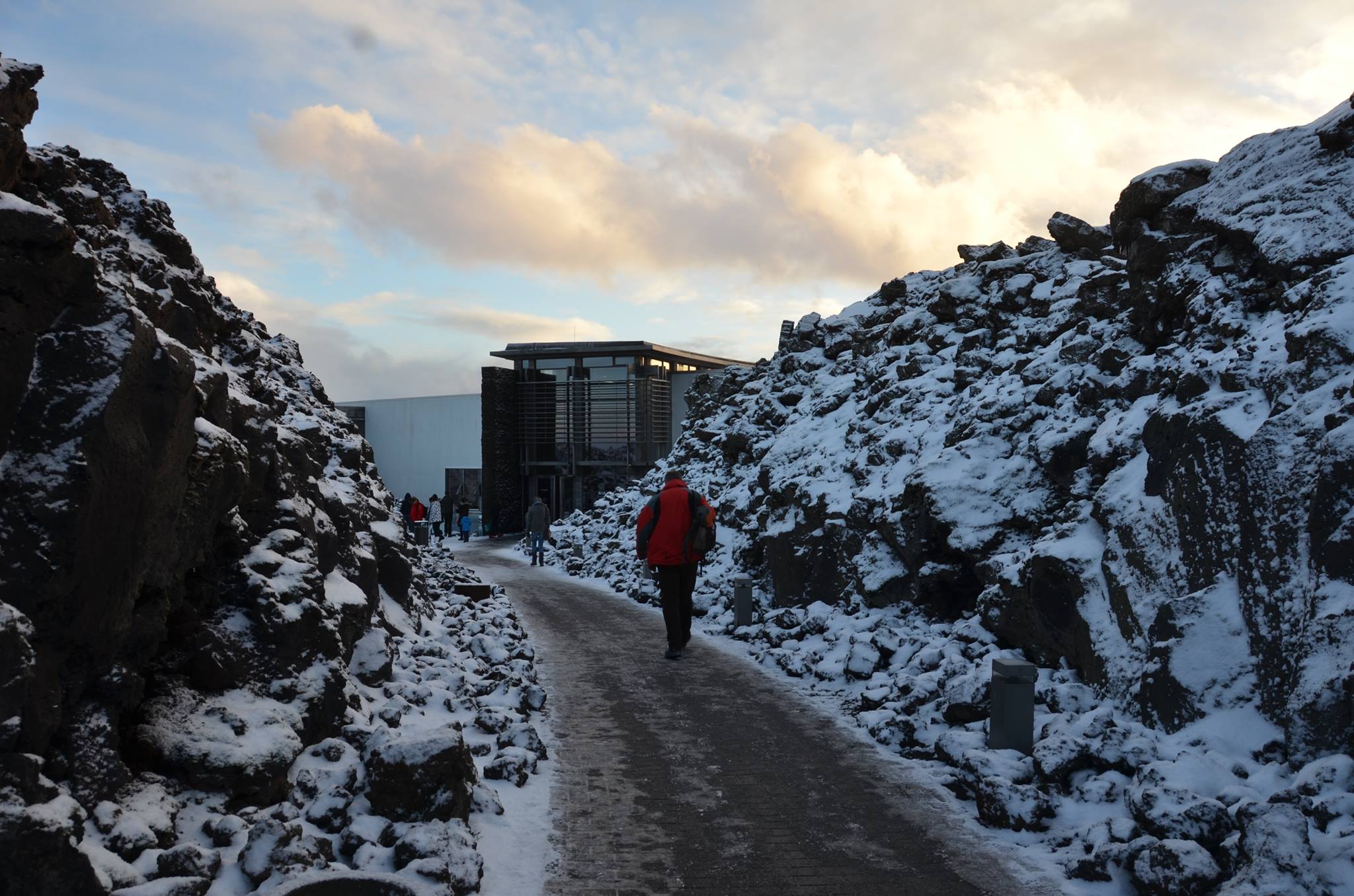 blue lagoon to cieland entrance path